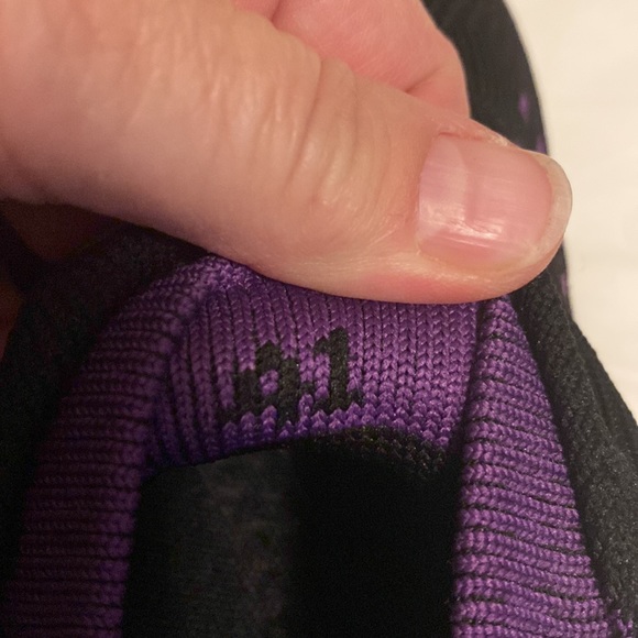 Very comfortable sneaker- great for nurses! - Picture 7 of 7